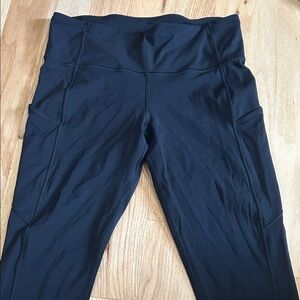 Fast and Free High-Rise 23”